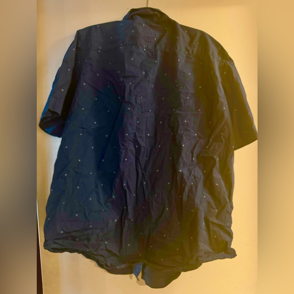 Poshmark Listing: George XL Short-Sleeve Button-Up Shirts $5 each - Picture 4 of 4